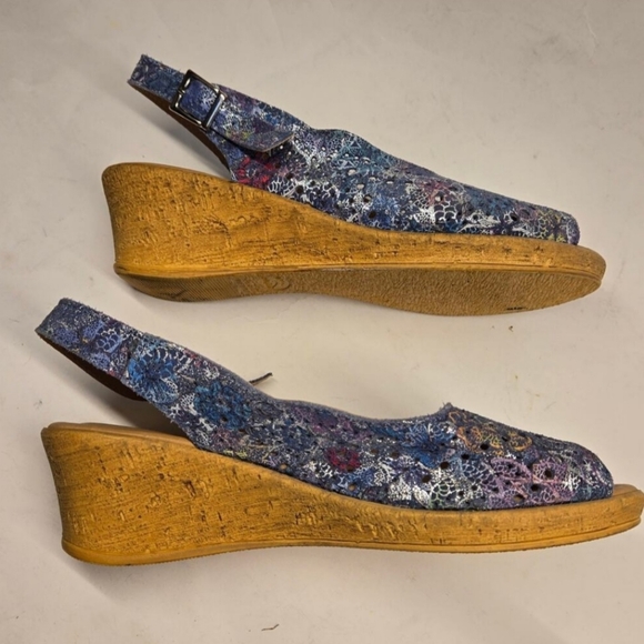 Spring Step Jaciosing Blue Multi Print Leather Wedge Sandal, EU 39, US 8.5-9 - Picture 3 of 11